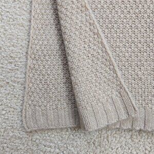 NWOT C By Bloomingdales Cashmere Scarf